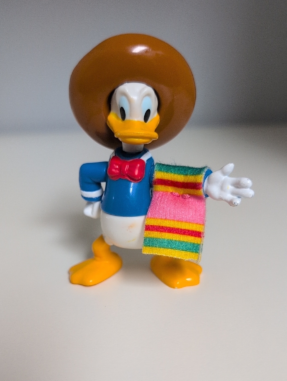 💜2/$20💜 Vintage Disney Donald Duck With Sumbrero Figure Moveable Head